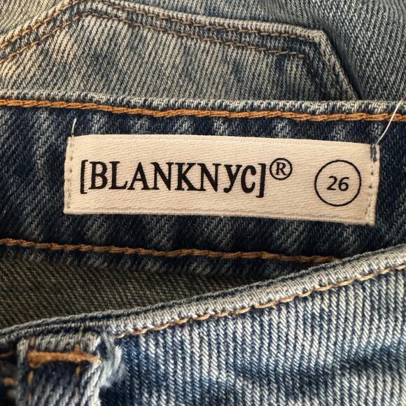 Blank NYC Eye Opener Blue Denim Frayed Mini Skirt Distressed NWT Size 26 - Picture 8 of 9